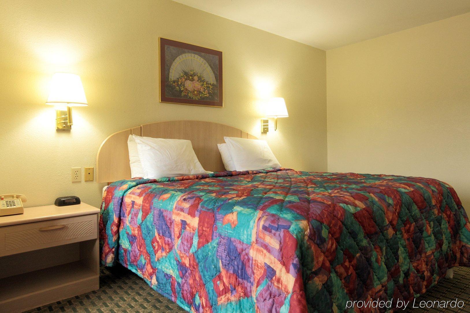 Americas Best Value Inn Cabot Номер фото